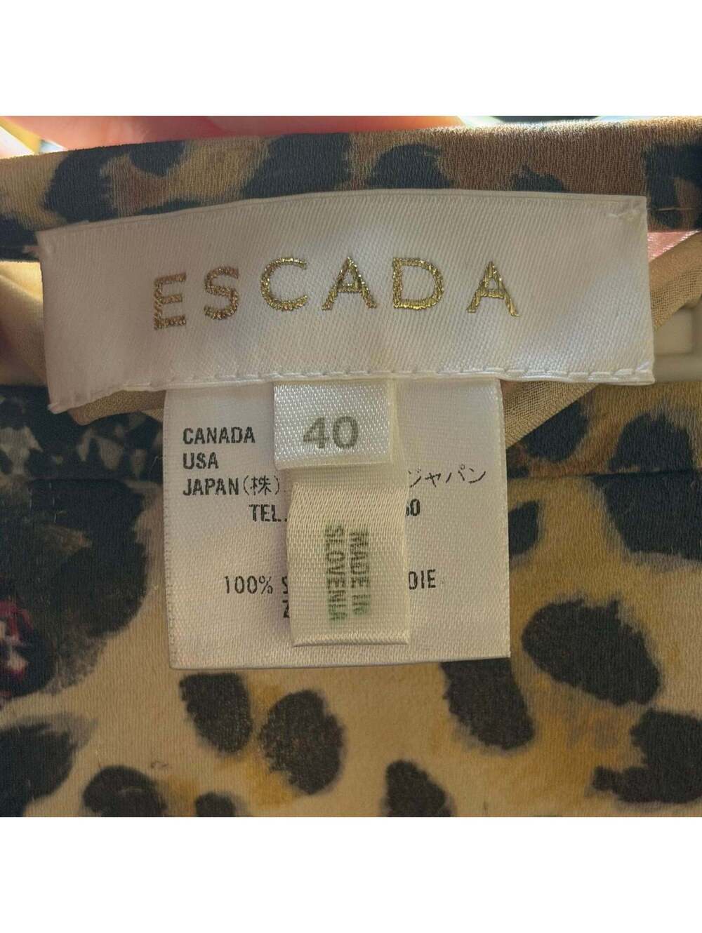 Escada - Picture 8 of 9